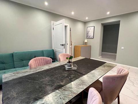 будинок за адресою Головна вул.