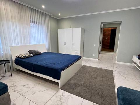 будинок за адресою Головна вул.