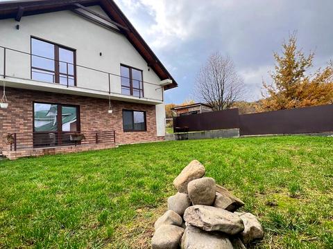 будинок за адресою Головна вул.