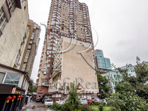 квартира за адресою Жилянська вул., 118