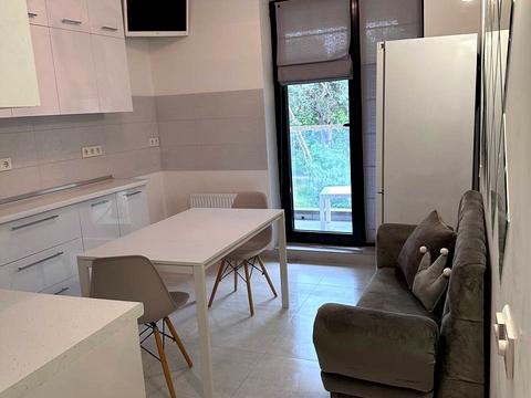 квартира за адресою Князя Романа Мстиславича вул. (Генерала Жмаченка), 28