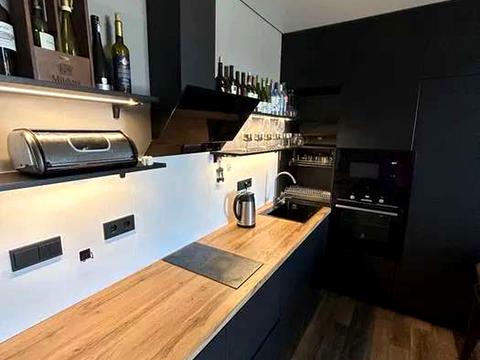 квартира за адресою Машинобудівників вул., 14