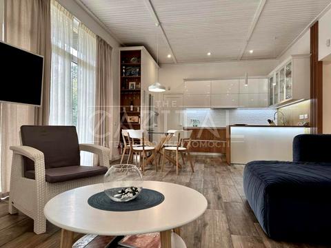 будинок за адресою вул. Коновальця