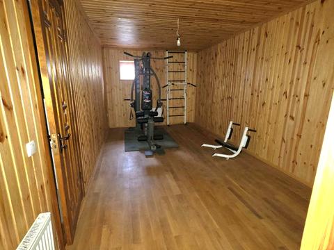 будинок за адресою Вишнева