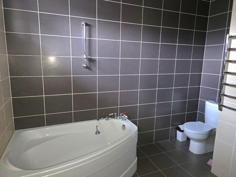 будинок за адресою Вишнева