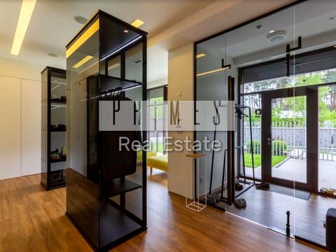 будинок за адресою Анатолія Солов'яненка вул.