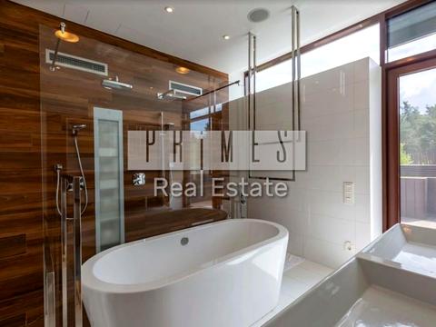 будинок за адресою Анатолія Солов'яненка вул.