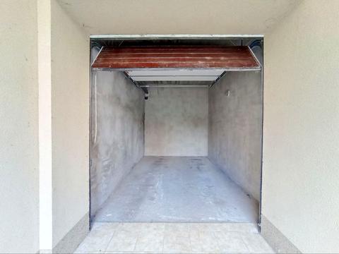 паркомісце за адресою Зарічанська вул., 3/3-А