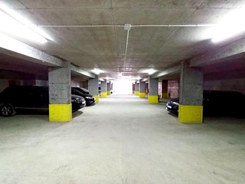 паркомісце за адресою Хмельницький, Панаса Мирного вул., 16/1