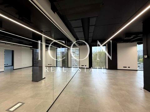 комерційна за адресою Красилівська вул., 9