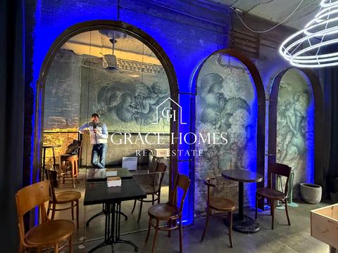 комерційна за адресою Саксаганського вул., 68