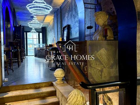 комерційна за адресою Саксаганського вул., 68