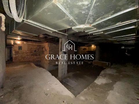 комерційна за адресою Саксаганського вул., 68