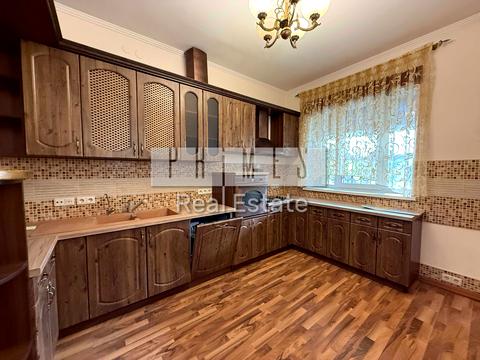 дом по адресу пгт. Чабаны, Цветочная ул.