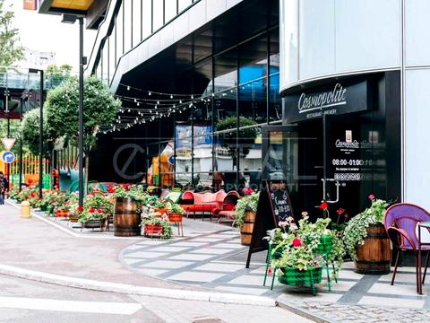 комерційна за адресою Вадима Гетьмана вул., 30