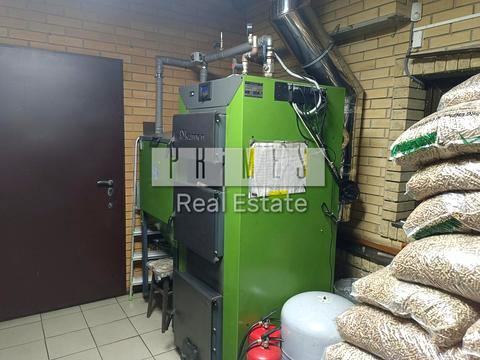 будинок за адресою Вишнева вул.