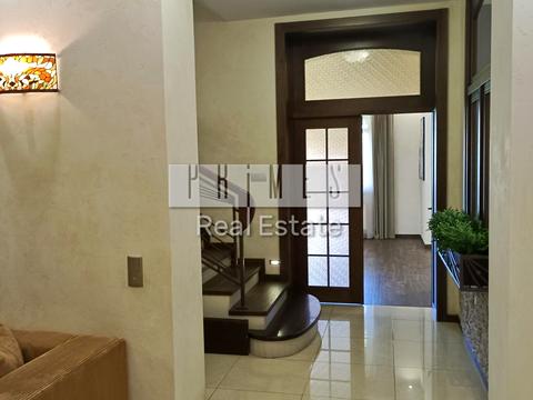 будинок за адресою Вишнева вул.