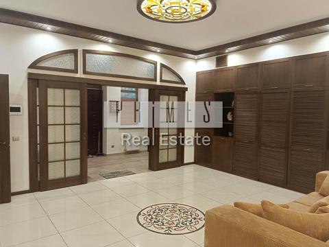 будинок за адресою Вишнева вул.