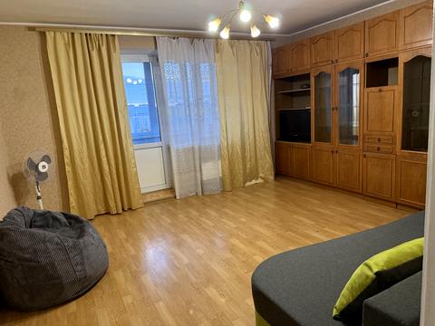 квартира за адресою Дачна вул. (Бориса Гаріна), 51