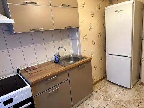 квартира за адресою Дачна вул. (Бориса Гаріна), 51