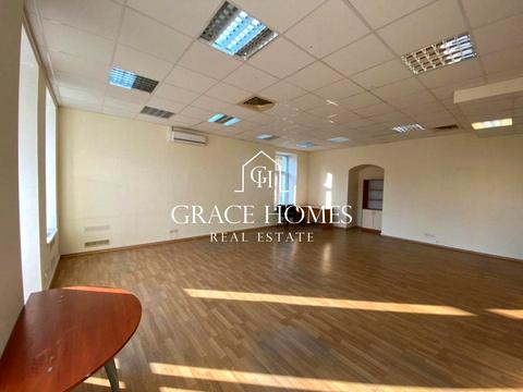 комерційна за адресою Ярославів Вал вул., 38