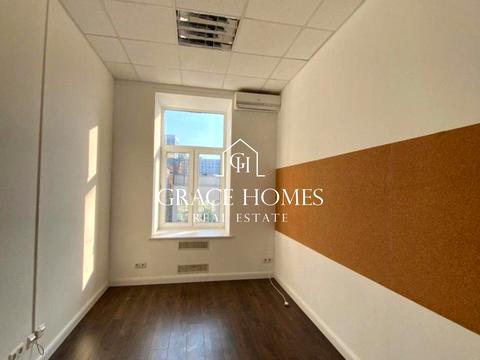 комерційна за адресою Ярославів Вал вул., 38