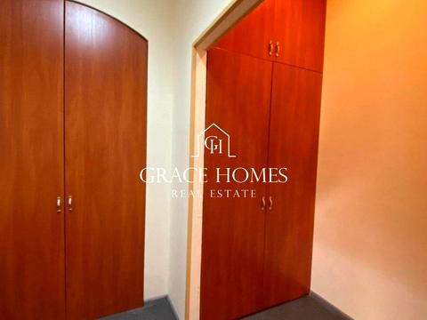 комерційна за адресою Ярославів Вал вул., 38