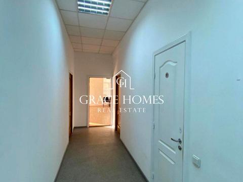 комерційна за адресою Ярославів Вал вул., 38