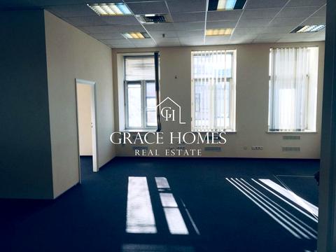 комерційна за адресою Ярославів Вал вул., 38