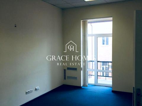 комерційна за адресою Ярославів Вал вул., 38