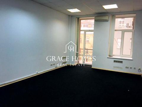 комерційна за адресою Ярославів Вал вул., 38