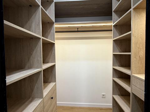 квартира за адресою Щаслива вул., 63