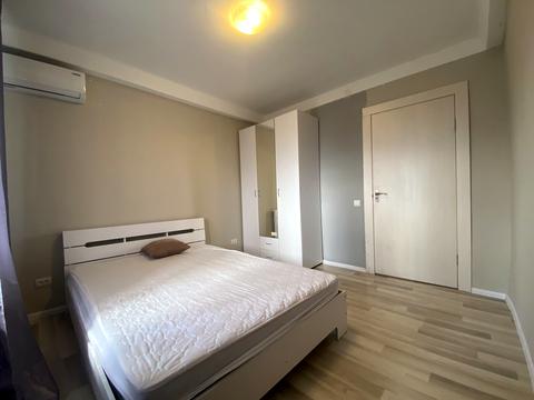 квартира за адресою Богатирська вул., 2