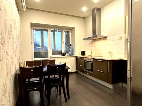 квартира за адресою В'ячеслава Чорновола вул., 25