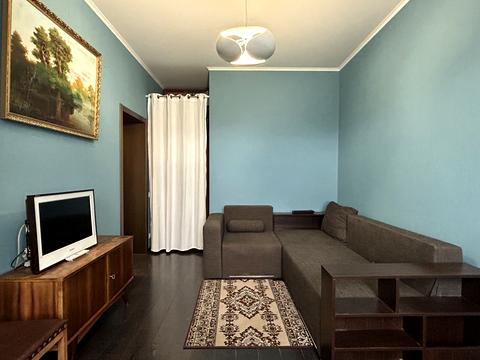 квартира за адресою В'ячеслава Чорновола вул., 25