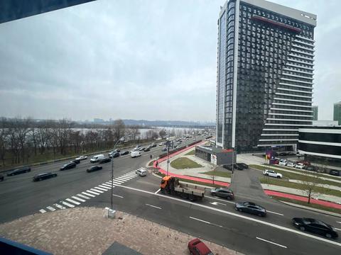 квартира за адресою Дніпровська набережна вул., 17-К