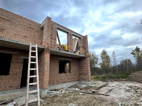 будинок за адресою Лісова