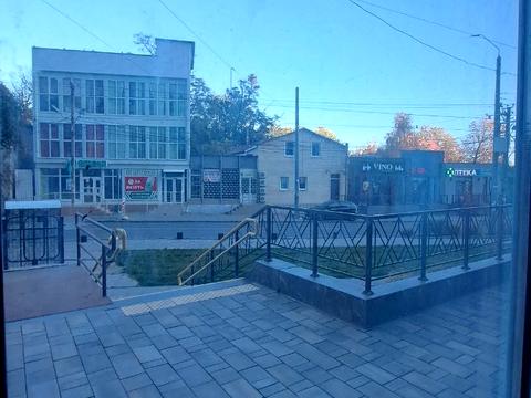 комерційна за адресою Фонтанська дорога вул., 124