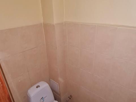 комерційна за адресою Героїв УПА вул., 22