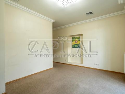 комерційна за адресою Київ, Івана Мазепи вул. (Січневого Повстання), 16