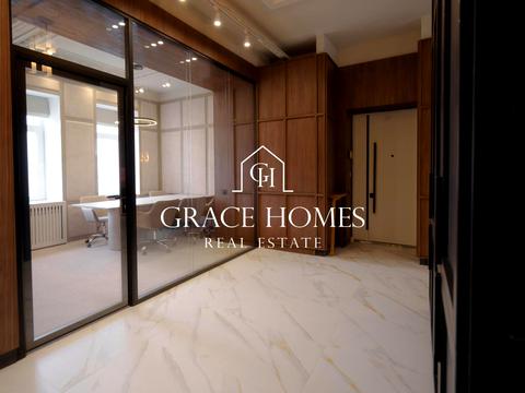 комерційна за адресою Еспланадна вул., 32-В