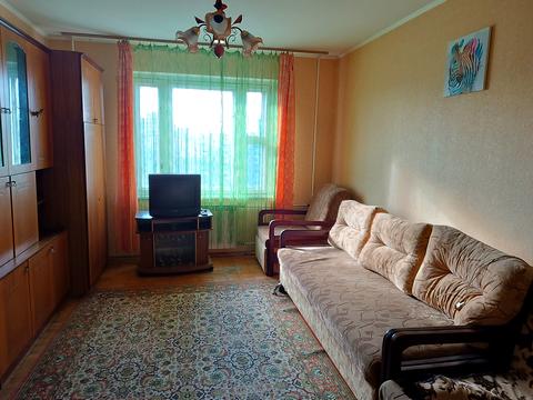 квартира за адресою Ревуцького вул., 19/1