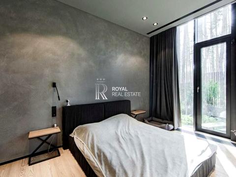 будинок за адресою успішна