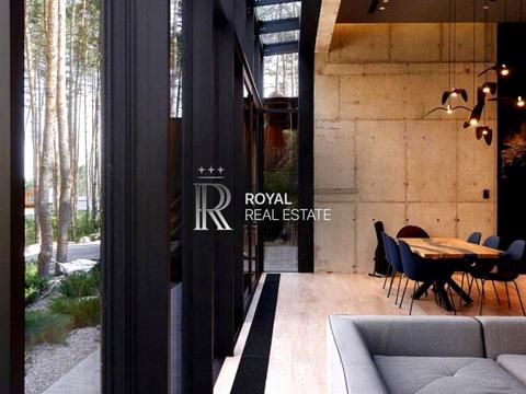 будинок за адресою успішна