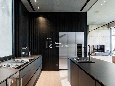 будинок за адресою успішна