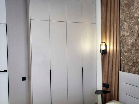 квартира за адресою Причальна вул., 10