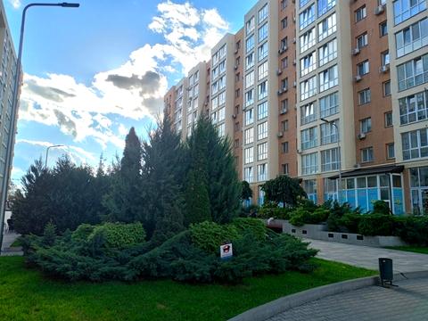 квартира по адресу Героев Небесной Сотни просп., 14/4