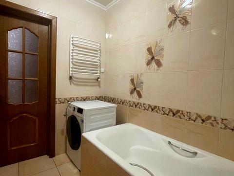 квартира за адресою Василя Симоненка вул., 35