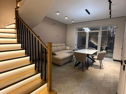 будинок за адресою Рильського вул.