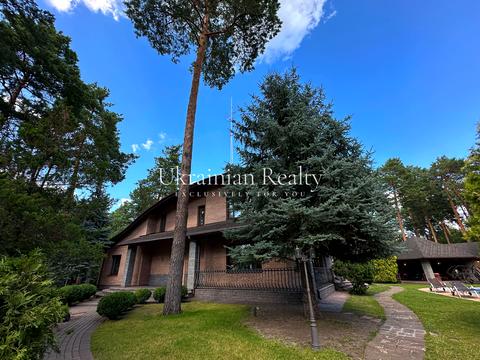 будинок за адресою Анатолія Солов'яненка вул.